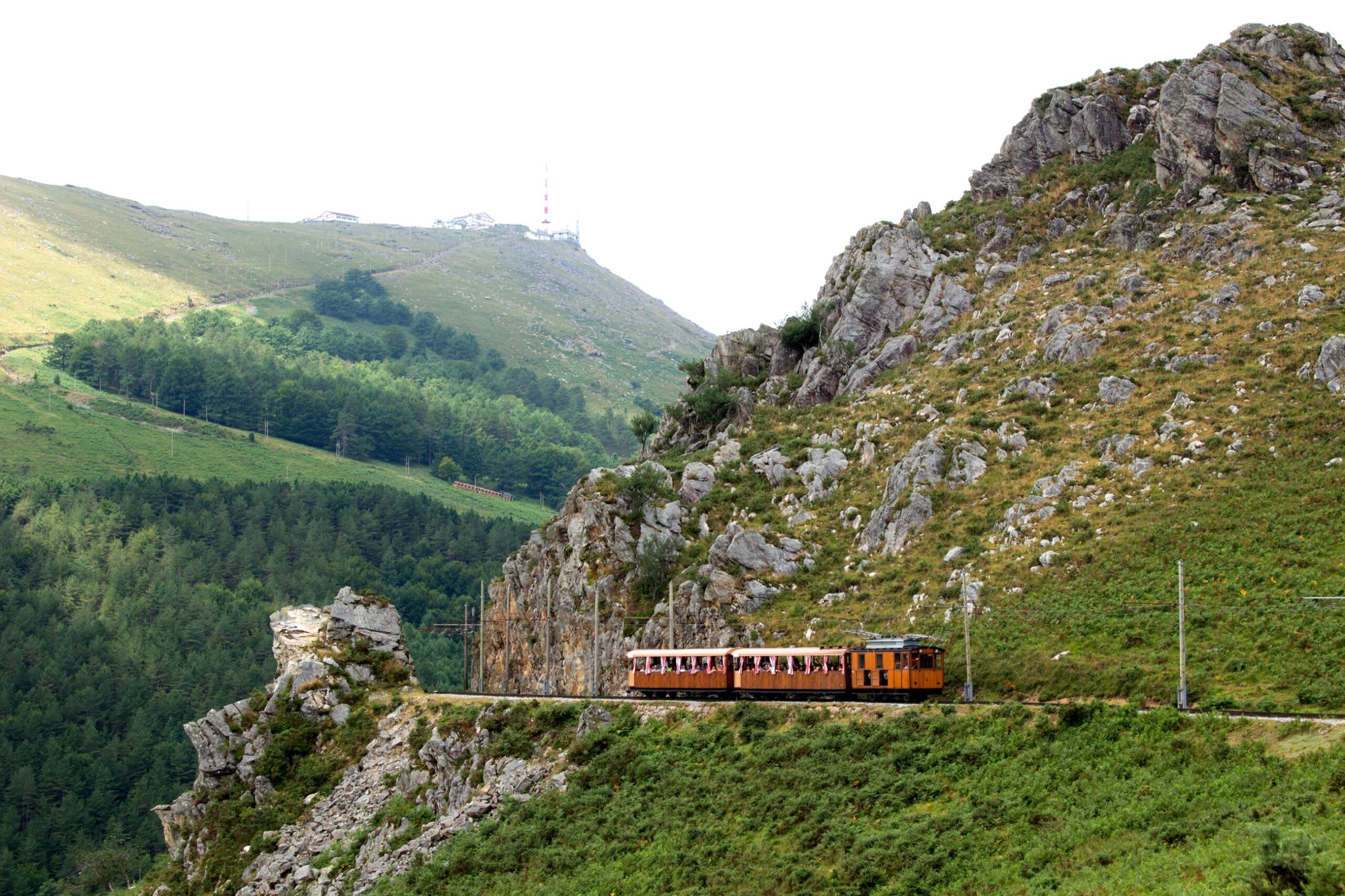 Le Train de la Rhune: Nostalgische treinrit naar een topuitzicht - En Route