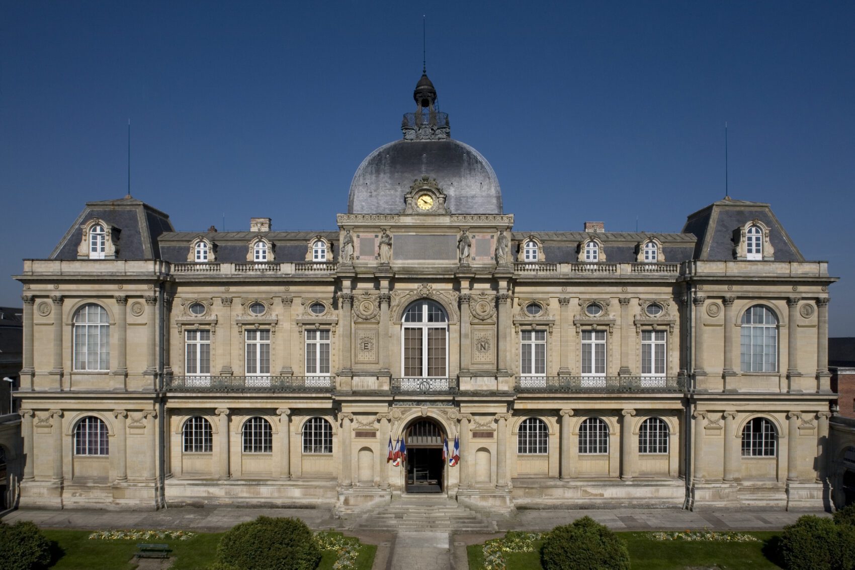 Musée_de_Picardie._Cl._T._Rambeau-Musée_de_Picardie