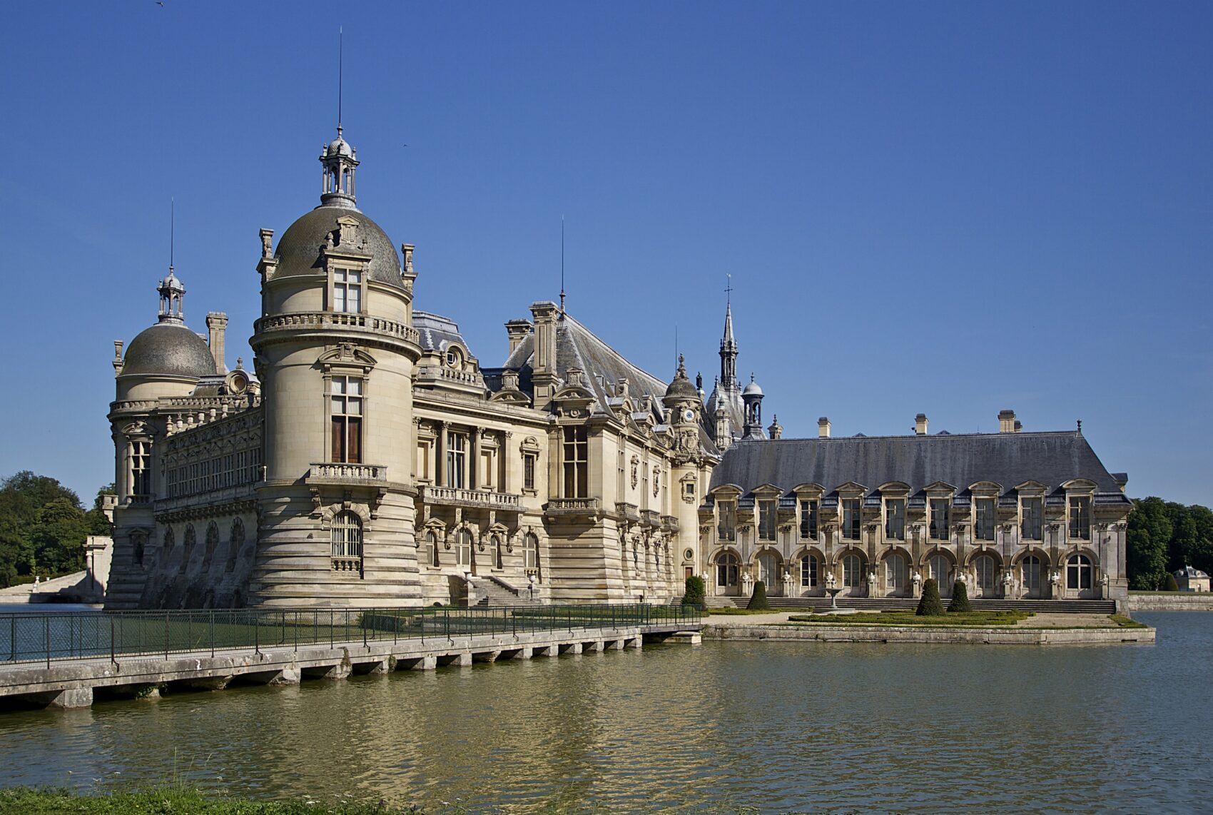 Château_Chantilly_1